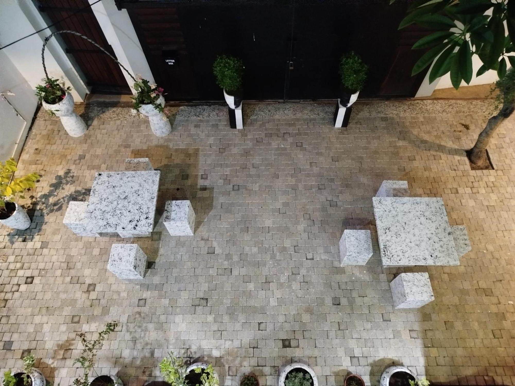 Elzangi Hotel Negombo Exterior photo