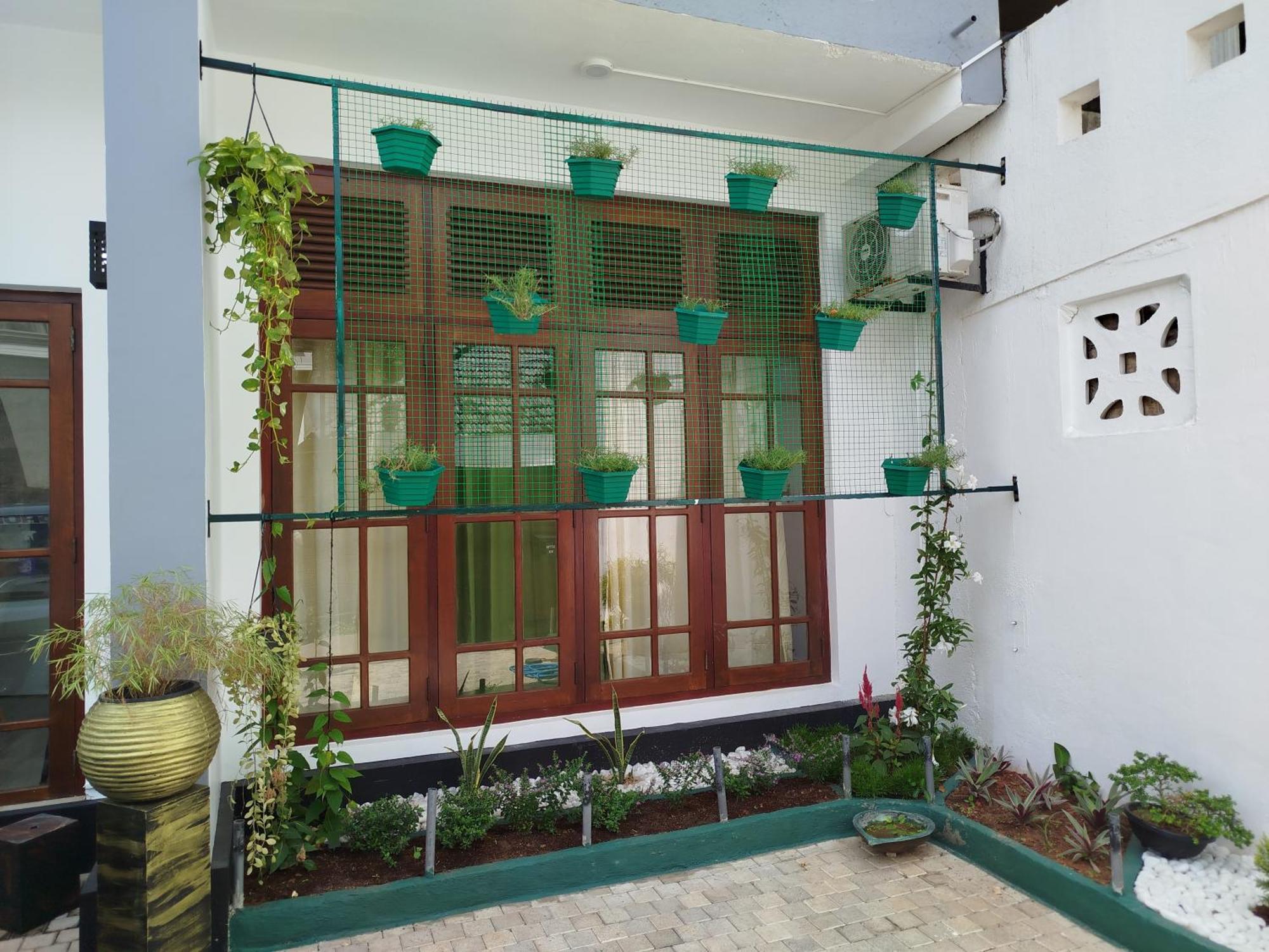 Elzangi Hotel Negombo Exterior photo