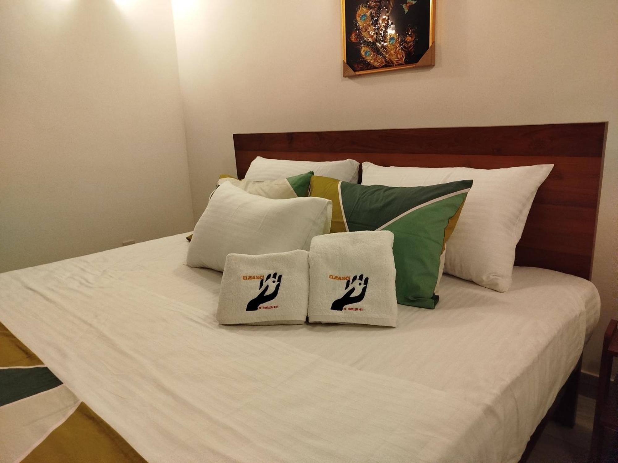 Elzangi Hotel Negombo Exterior photo